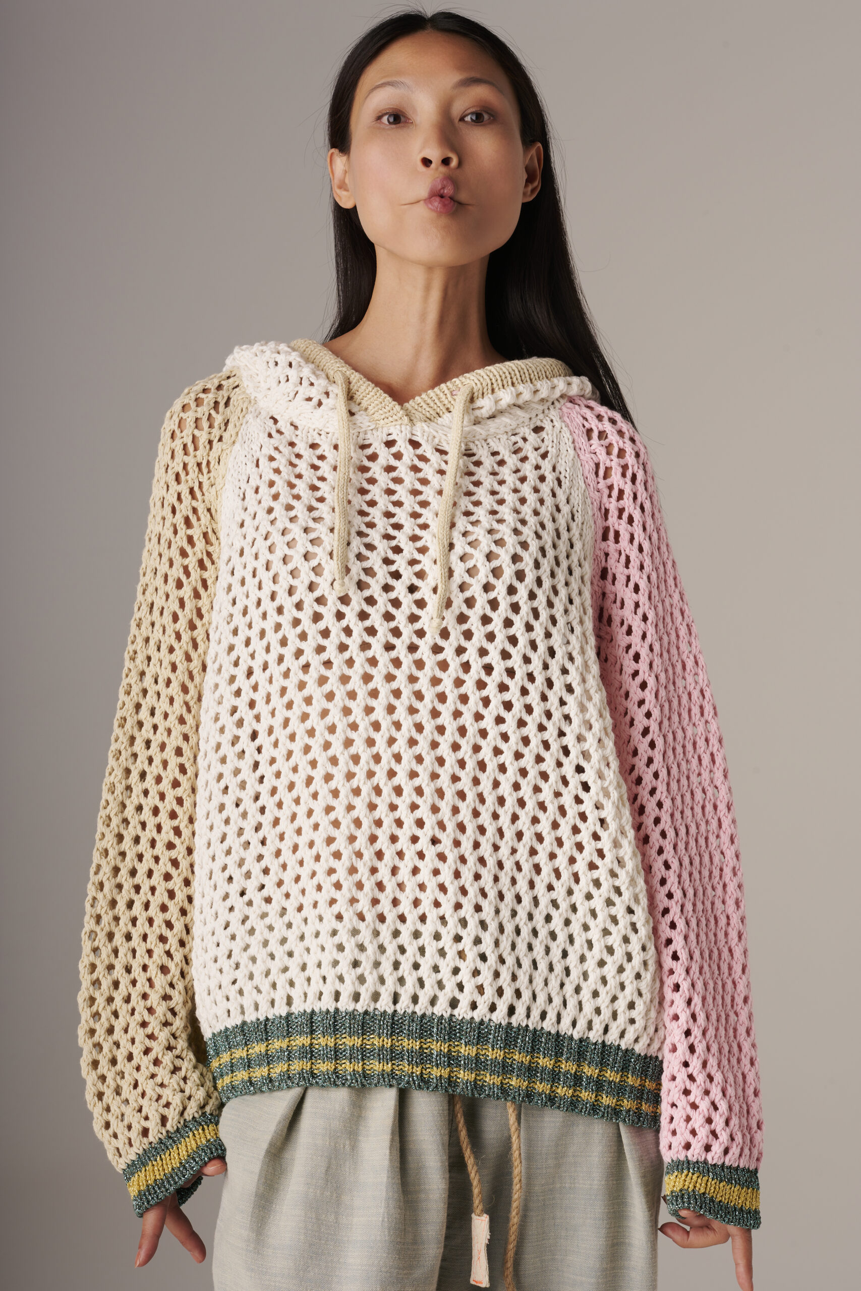 liv bergen Hoodie Crochet tricolor rose – Bild 4