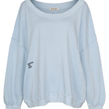 liv bergen sky organic light blue sweater